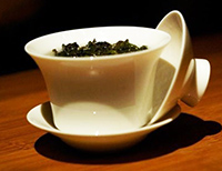 Гайвань с чаем